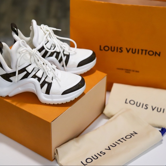 ORIGINAL Louis Vuitton sneakers like NEW - Picture 1 of 6